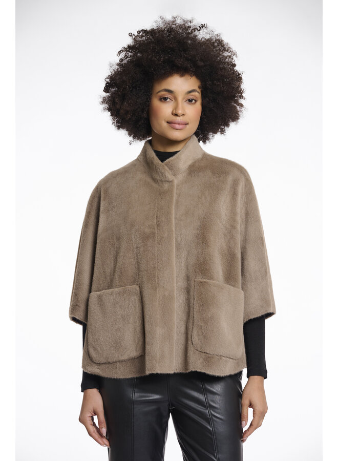 Dewi.7002511 Rino en Pelle Faux fur cape  Toffee