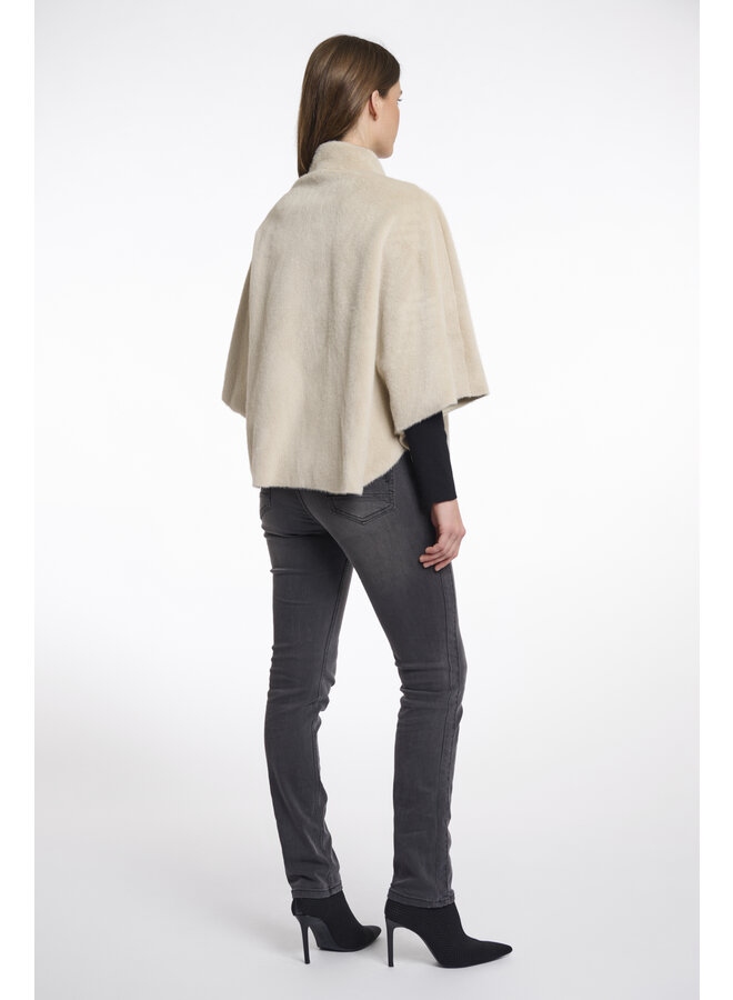 Dewi.7002511 Rino en Pelle Faux fur cape  Birch