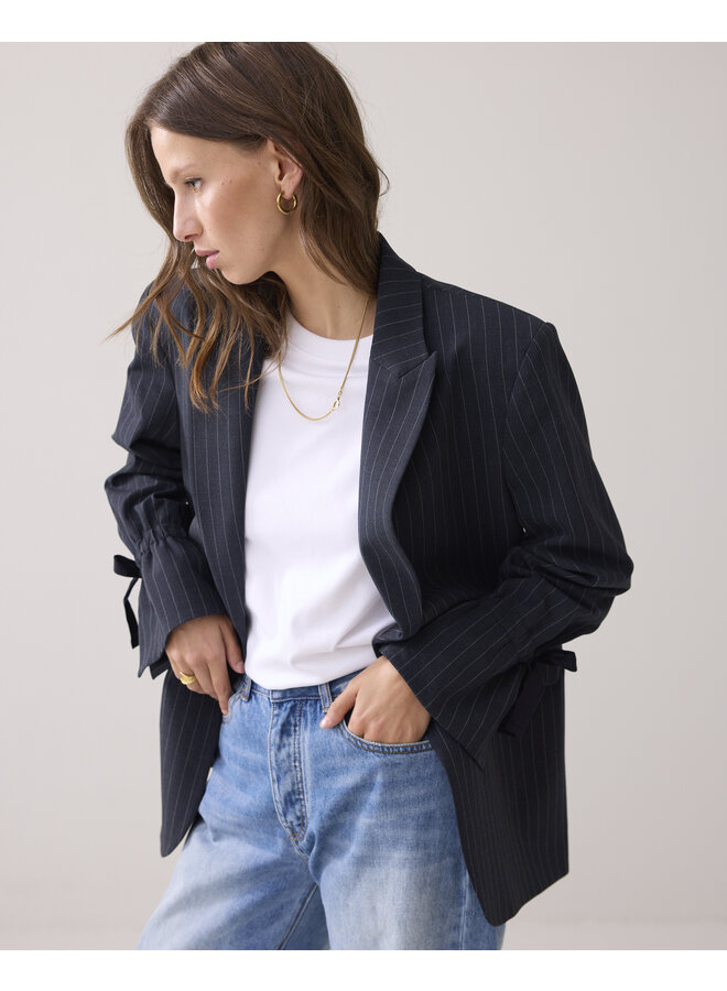 1s1263-12258 495 Summum Blazer boyfriend Pinstripe Midnight blue