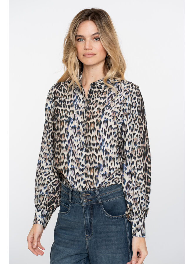 53614-20 735 Geisha Blouse animal camel/blue/black