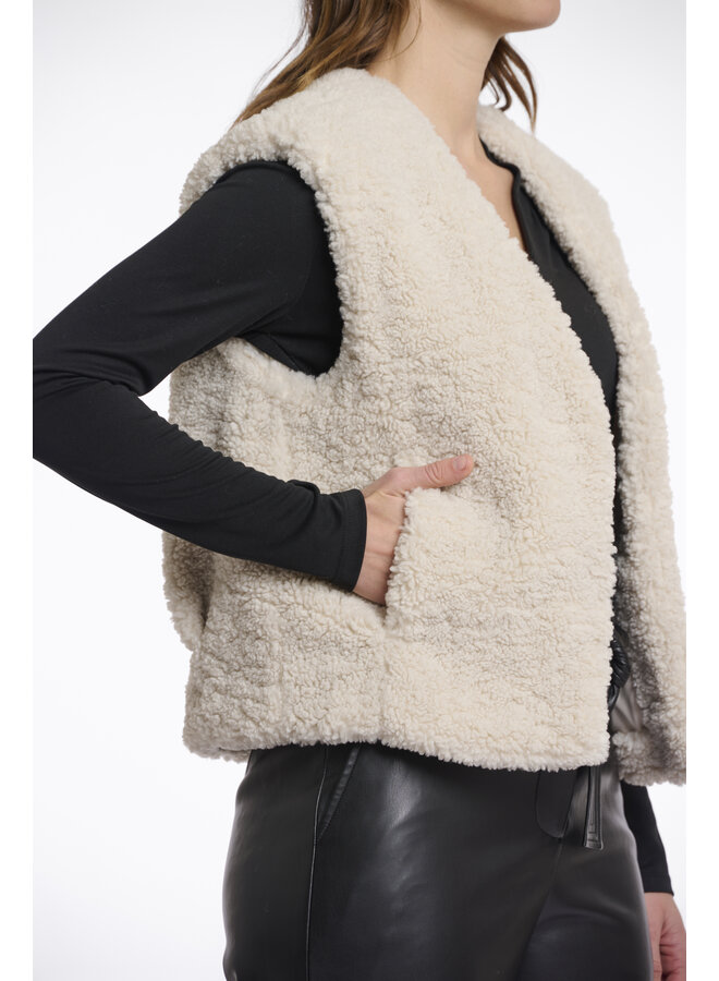 Frencie.7002512 Rino en Pelle Cropped teddy waistcoat  Birch