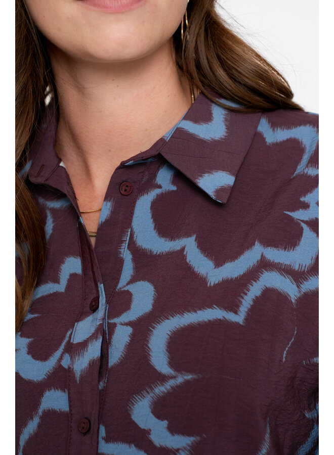 53757-20 625 Geisha Blouse print blue/burgundy