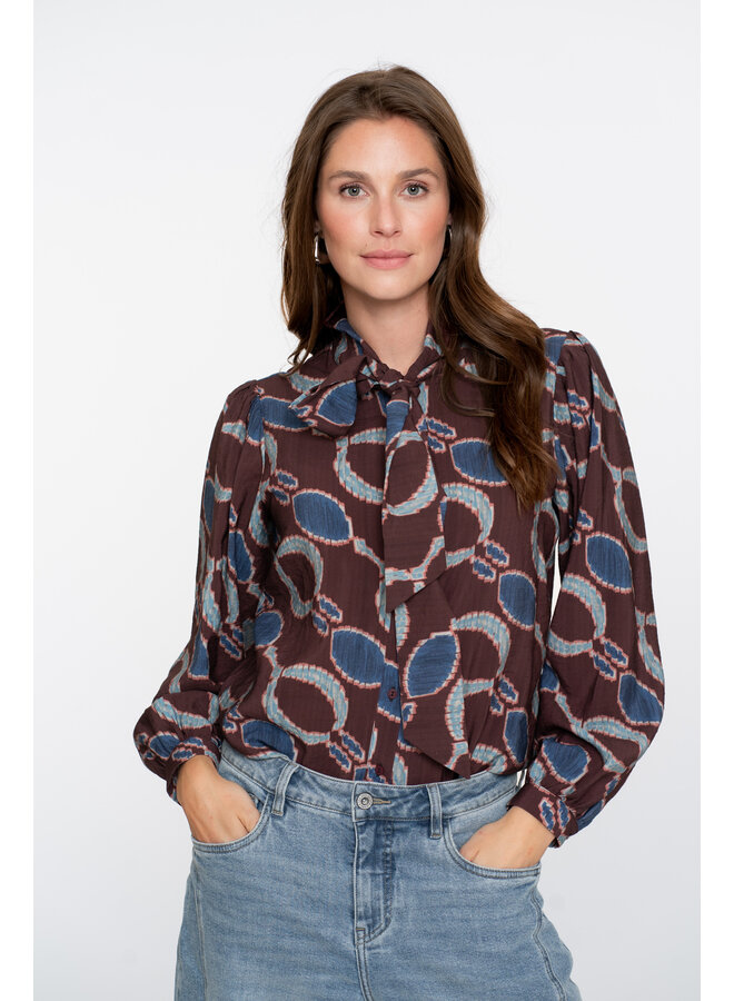 53618-20 470 Geisha Blouse print bordeaux/blue