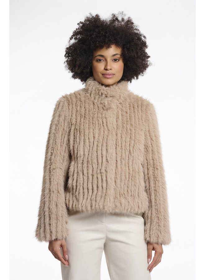 Faith.7002511 Rino en Pelle Jacket with closure  Oat
