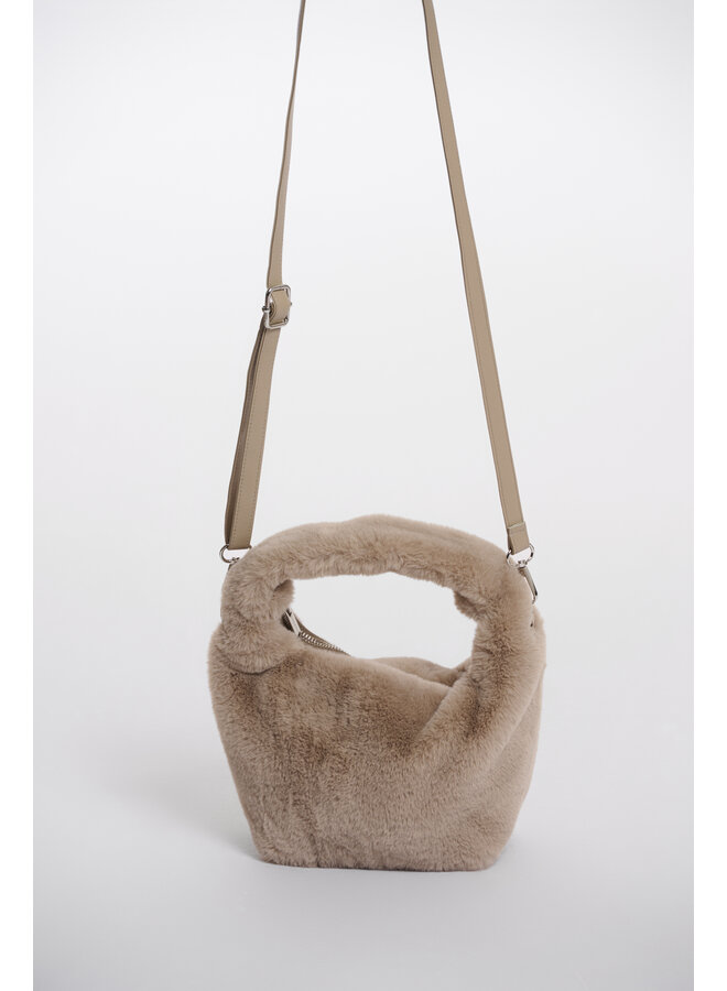 Cheryl.7002511 Rino & Pelle Small faux fur crossbody bag  Oat