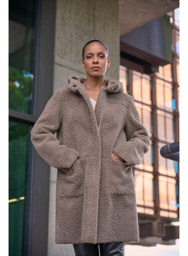 Alina.7002511 Rino en Pelle Reversible hooded coat  Toffee