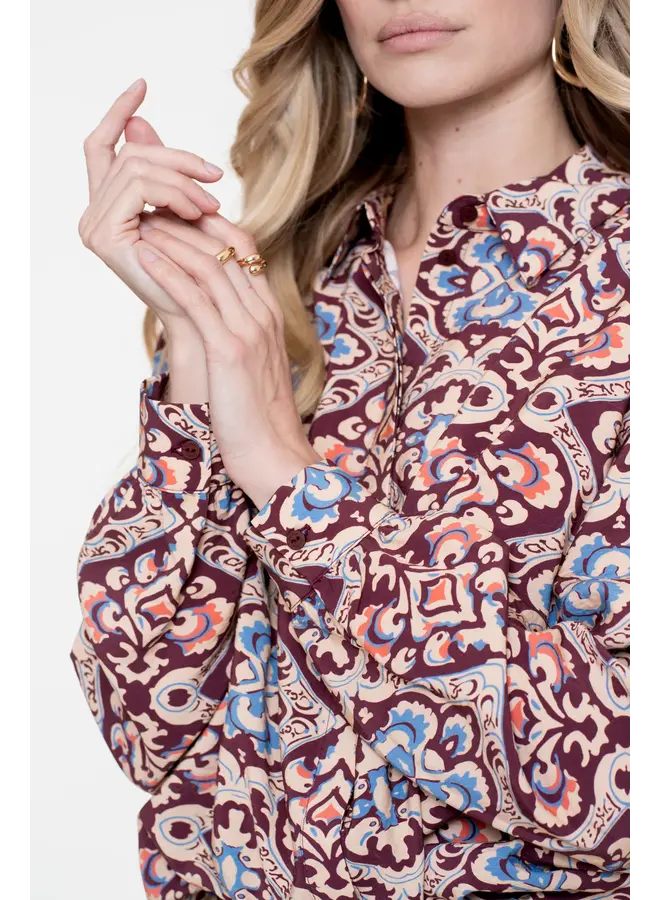 53661-20 480 Geisha Blouse print burgundy/blue/orange