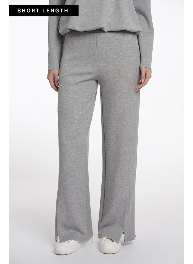 LexiShort.7002512 Rino & Pelle Short length pants with straight wide leg  Grey melange