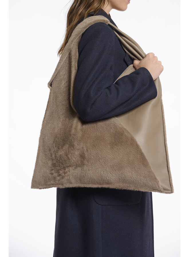 Soraya.7002512 Rino en Pelle Faux fur shoulder bag  Toffee