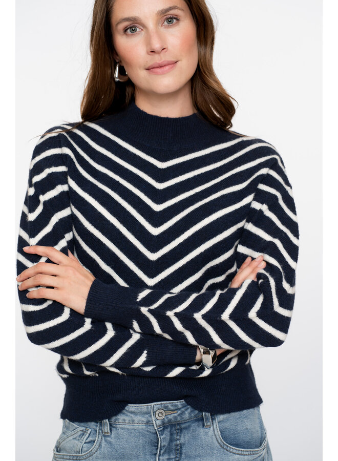 54504-10 675 Geisha Pull stripes turtleneck navy/offwhite
