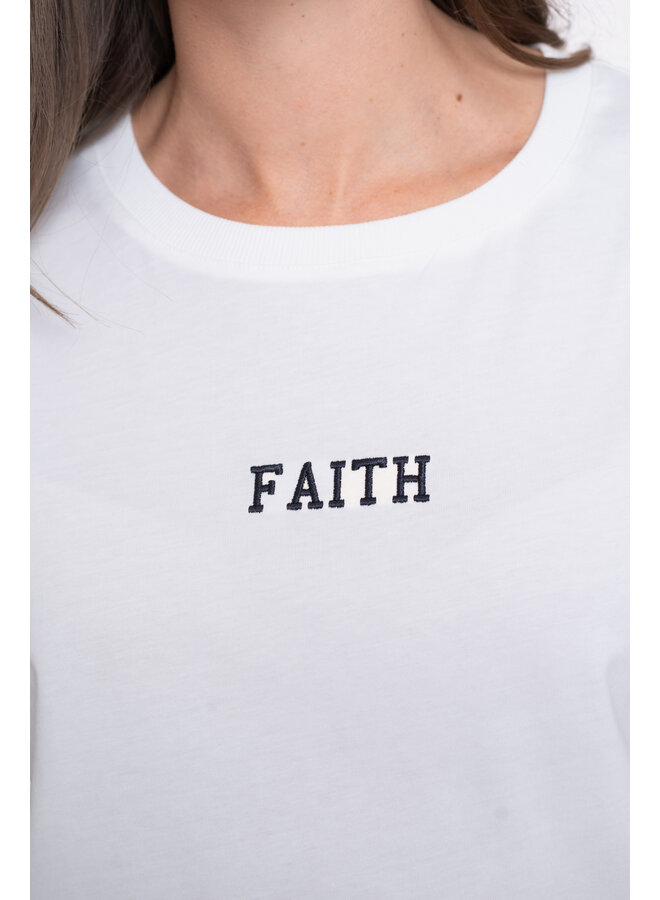 52607-41 010 Geisha T-shirt embroidered word off-white/silver