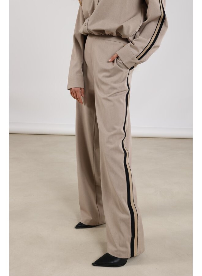 NKF09001 49 Nukus Charlie Pants Light Fango