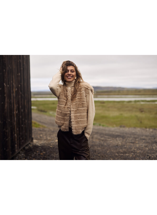 NKF08011 9 Nukus Billy Gilet Stripe Sand