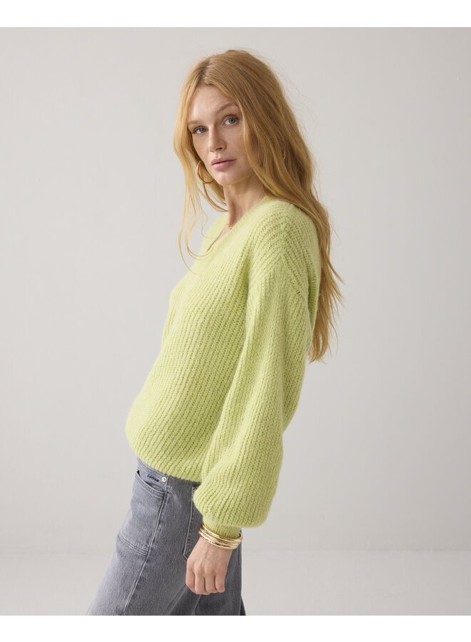 7s7964-70044 604 Summum Sweater garment dye knit Misty lime