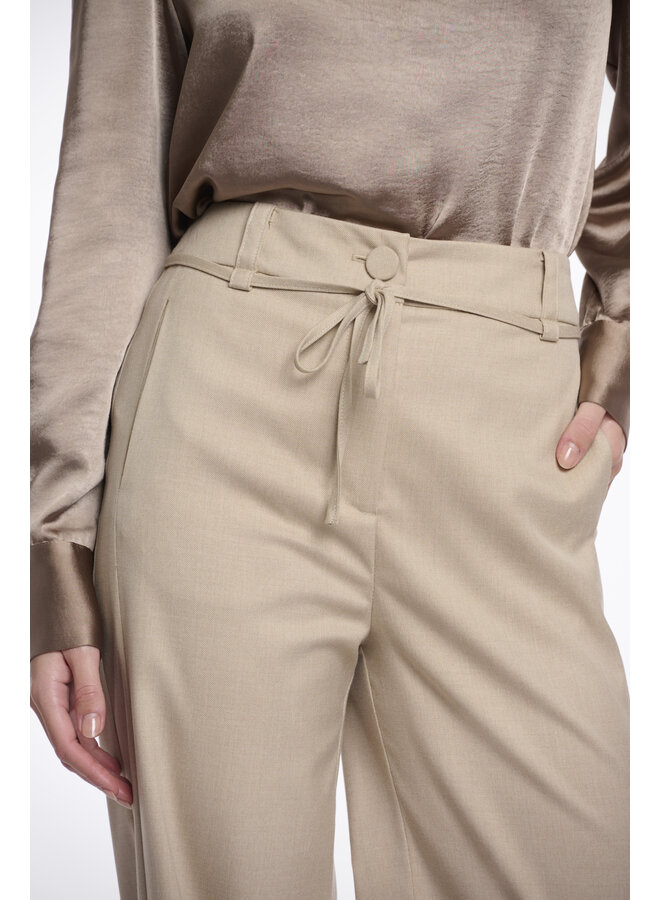 CharleeShort.7002512 Rino en Pelle Short length straight leg pants  Oat