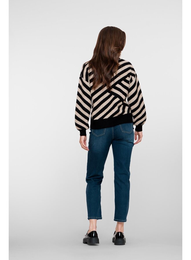 51542-10 811 Geisha Jeans straight stonewash denim