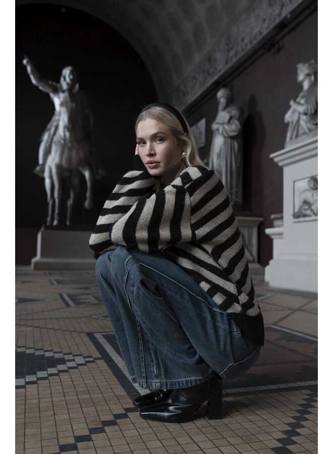 54570-29 720 Geisha Pullover stripes sand/black