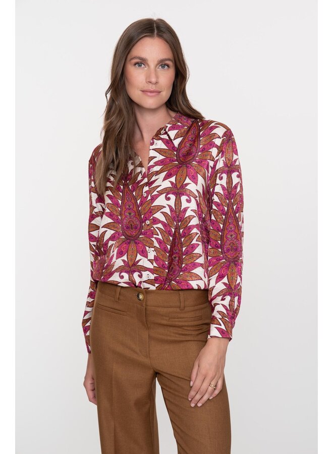 53913-20 010 Geisha blouse off-white/pink