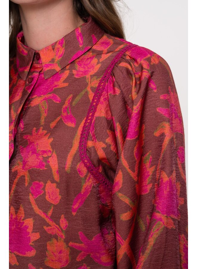 53909-20 480 Geisha blouse burgundy/fuchsia