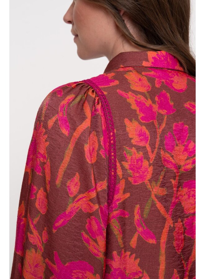 53909-20 480 Geisha blouse burgundy/fuchsia