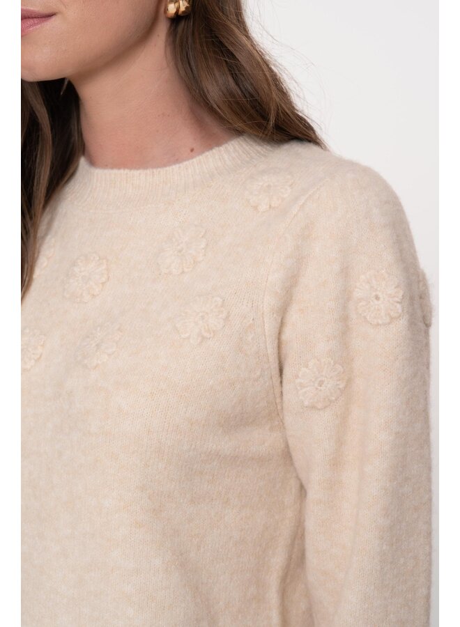 54849-14 720 Geisha Pullover flowers sand