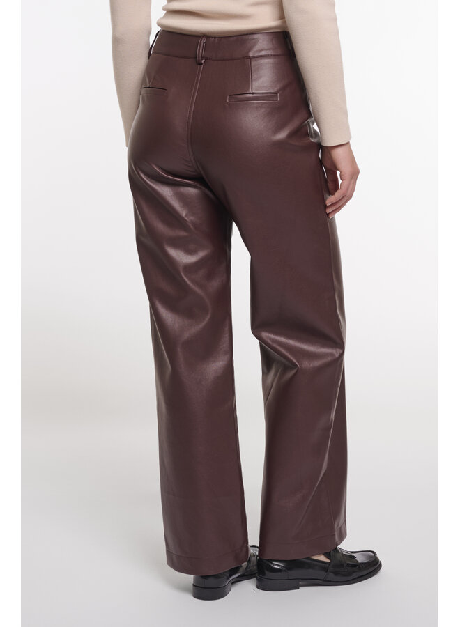 CorianRegular.7502511 Rino & Pelle regular length straight leg PU pants chocolate bean