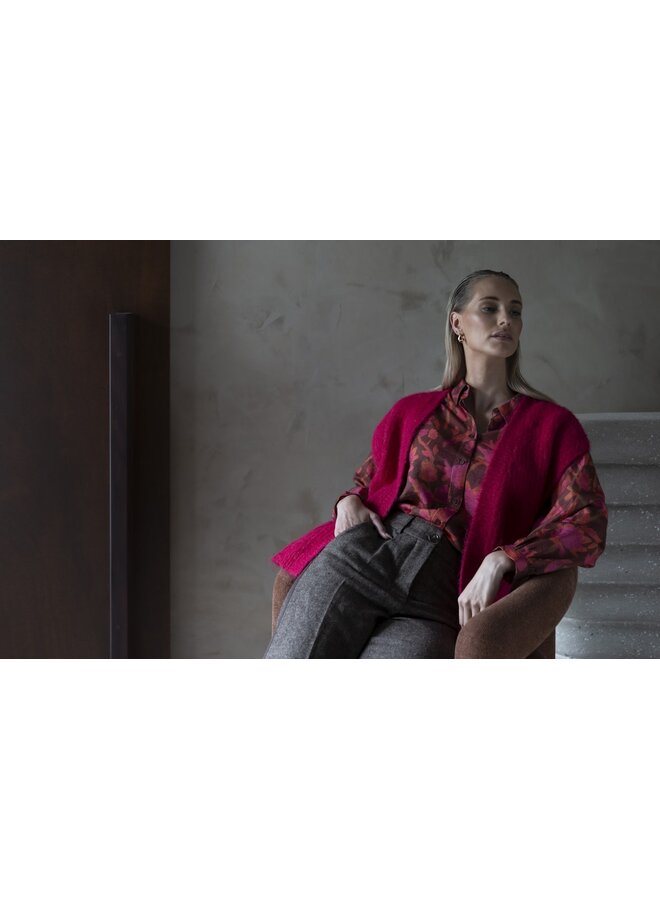 54830-29 445 Geisha Gilet hairy fuchsia