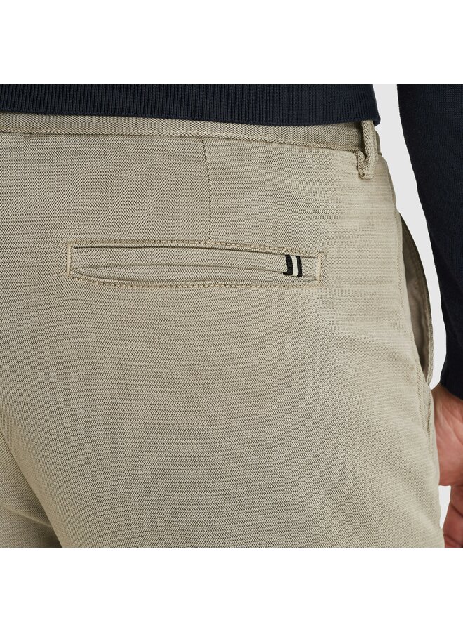 VTR2511647-8225  Vanguard V35 RELAXED CHINO STRUCTURED