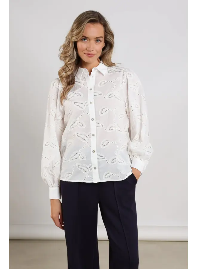 NKS02103 17 Nukus Milanova Blouse Off White