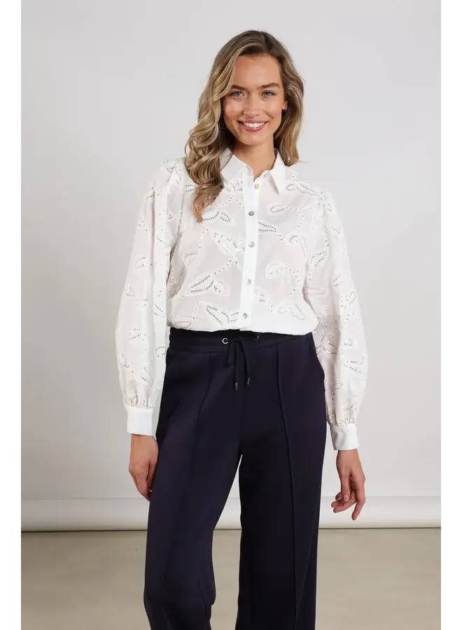 NKS02103 17 Nukus Milanova Blouse Off White