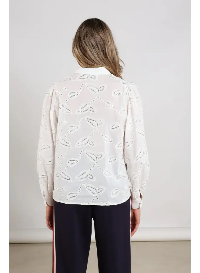 NKS02103 17 Nukus Milanova Blouse Off White