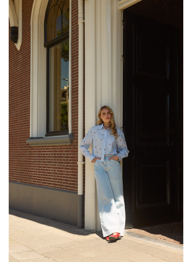 NKS02102 371 Nukus Sorrento Blouse Heart Sky/Kiss