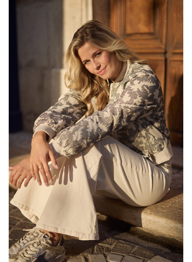 NKS13107 296 Nukus Charlie Bomber Cross Sand/Navy