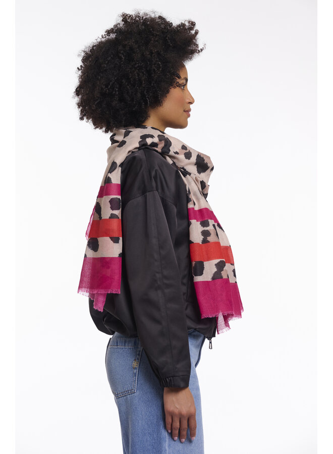 Sigrid.7002621 Rino&Pelle Scarf with leopard print Big leopard