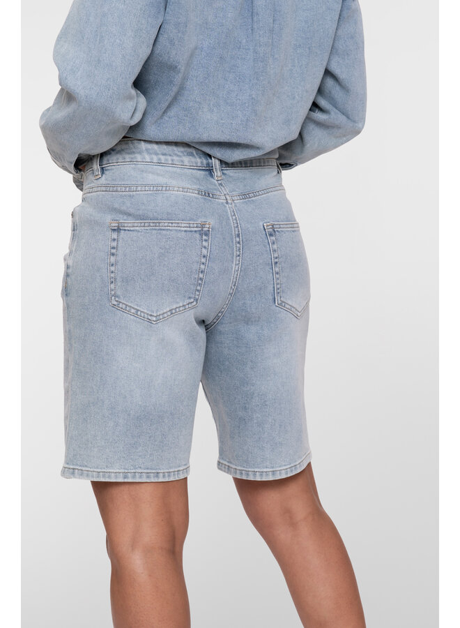 61049-10 830 Geisha Jeans shorts stones bleached denim stones