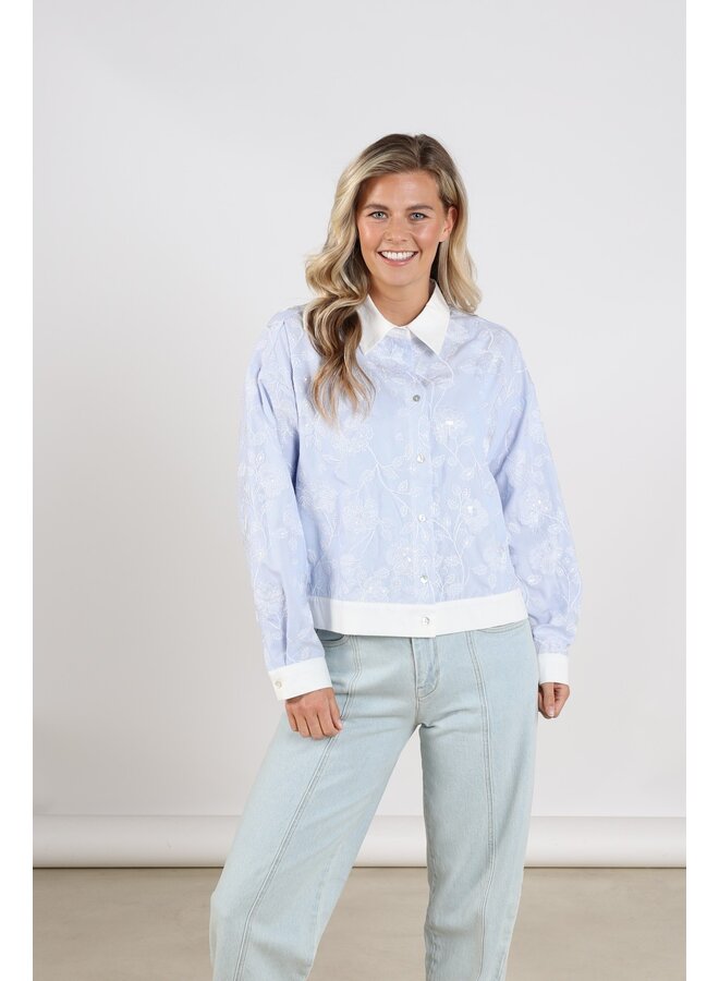 NKS02202 315 Nukus Meave Blouse Embroidery Offwhite/Cloudy