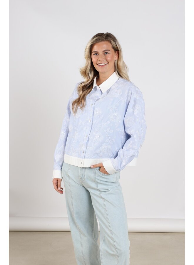 NKS02202 315 Nukus Meave Blouse Embroidery Offwhite/Cloudy