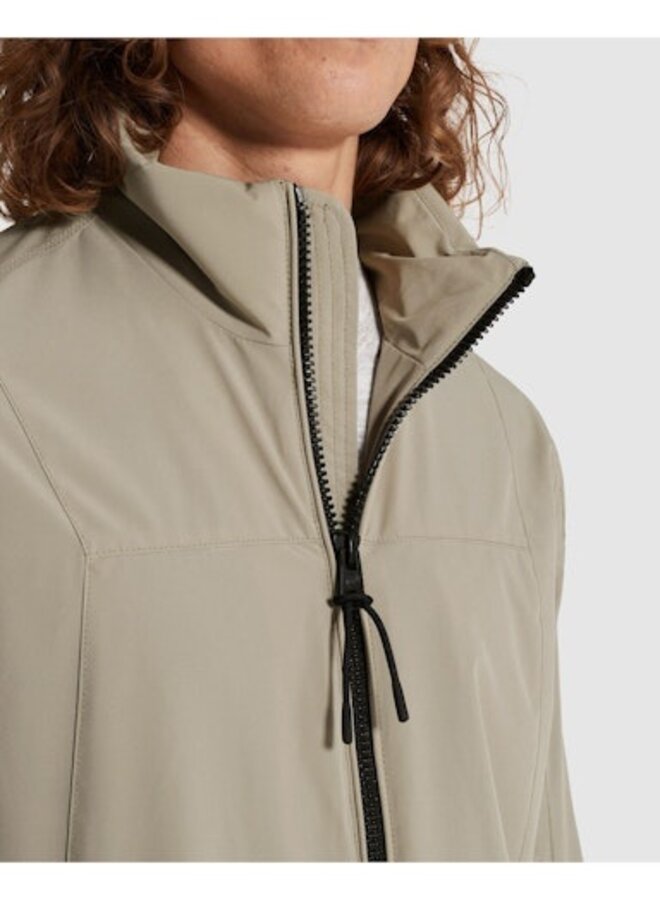 CJA2602141 6478 Cast Iron High collar softshell Dried Sage