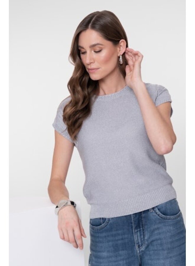 64007-10 920 Geisha Pull lurex light grey/silver lurex