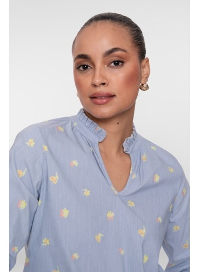 63243-20 150 Geisha top lemon/chambray