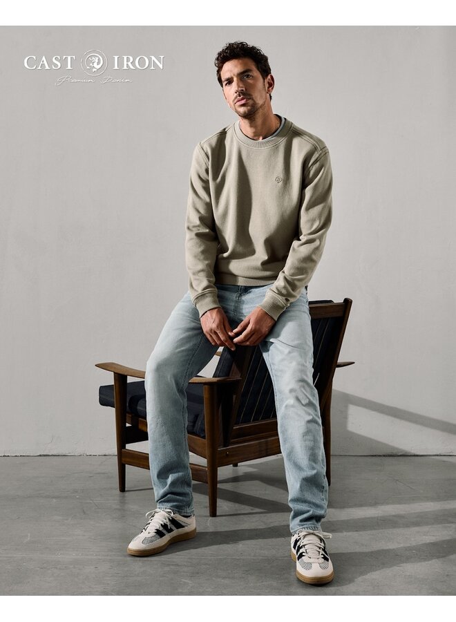 CSW2602402 6478 Cast Iron Long sleeve r-neck regular fit twill Dried Sage