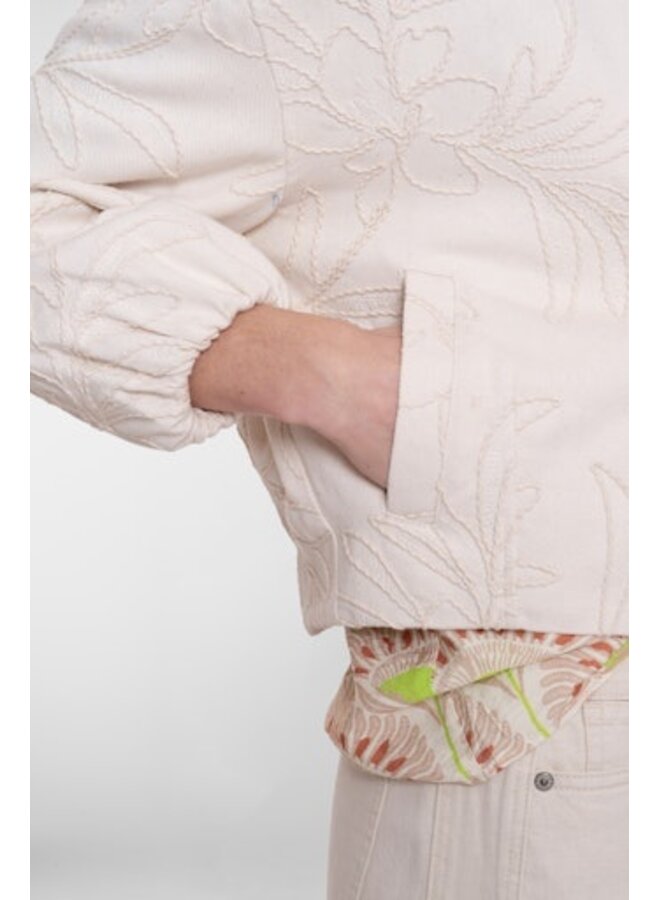 65022-10 718 Geisha Jacket embroidery ecru