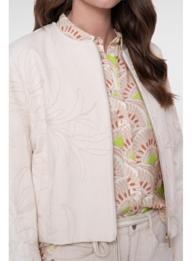 65022-10 718 Geisha Jacket embroidery ecru