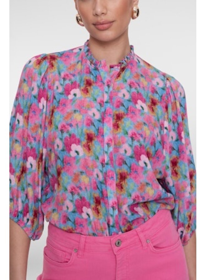 63203-20 625 Geisha blouse bright blue/pink