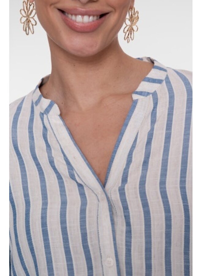 63130-99 010 Geisha Blouse striped embroiderd cuffs off-white/blue