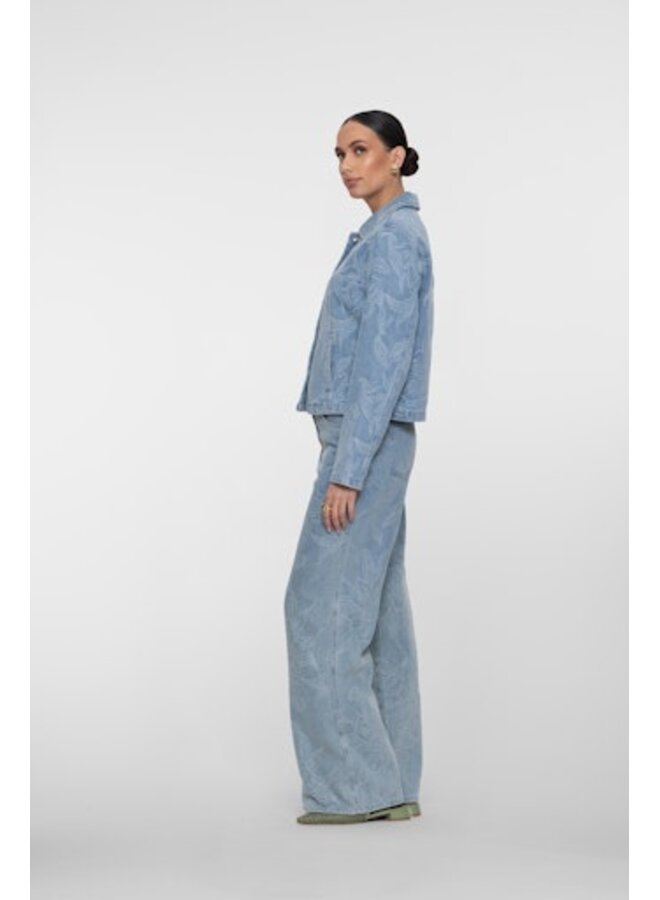 61005-10 830 Geisha Jeans wide jacquard flower bleached denim