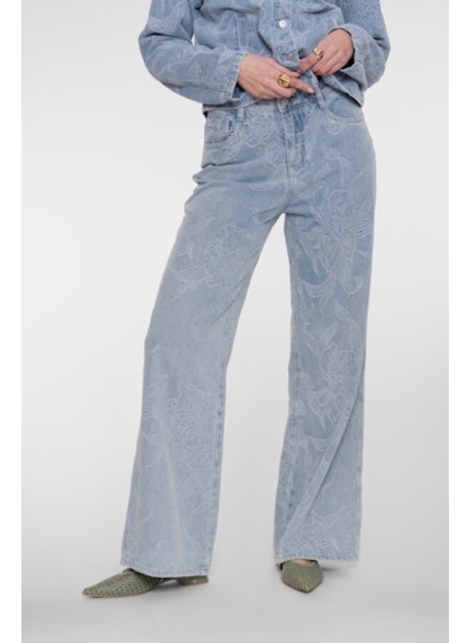61005-10 830 Geisha Jeans wide jacquard flower bleached denim