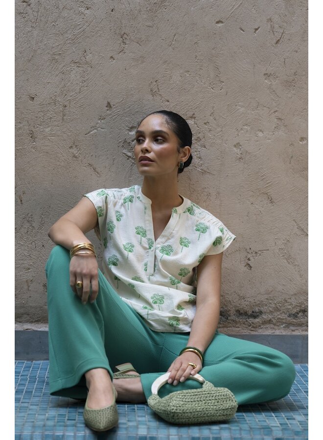 63291-20 010 Geisha top off-white/green