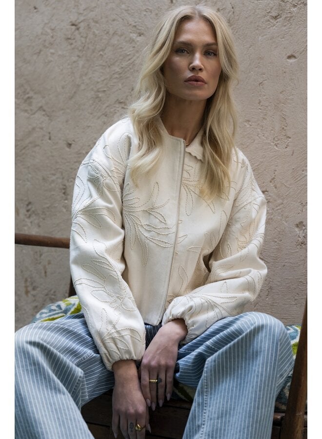 65022-10 718 Geisha Jacket embroidery ecru