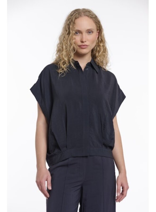 Imela.7002621 Rino&Pelle Boxy capsleeve top with pleats in waist Dark navy